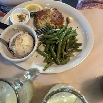 Pinchers - Grouper - Seafood Near Me - Marco Island, Florida