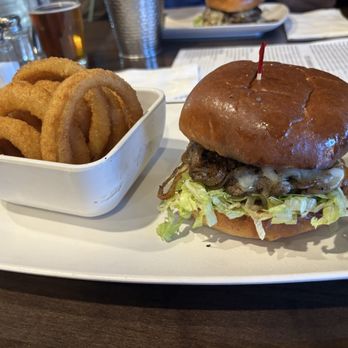 80/20 @ Kaelin's - Steak Burger & Onion Rings - Burgers Near Me - Louisville, Kentucky
