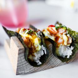 Taisho Japanese Grill - Salmon sushi taco / IG: Ayeween