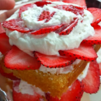Jason's Deli - Strawberry shortcake - Delis Near Me - Lake Mary, Florida