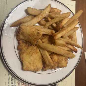 Union Oyster House - Ye Olde Fish and Chips - Seafood Near Me - Boston, Massachusetts Union Oyster House - Ye Olde Fish and Chips - Seafood Near Me - Boston, Massachusetts