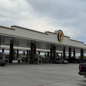 Buc-ee's - Gas Stations Near Me - Crossville, Tennessee