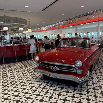 Sunliner Diner - View inside - Diners Near Me - Orange Beach, Alabama Sunliner Diner - View inside - Diners Near Me - Orange Beach, Alabama