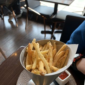 The Conche - Amazing fries! - Cocktail Bars Near Me - Leesburg, Virginia The Conche - Amazing fries! - Cocktail Bars Near Me - Leesburg, Virginia