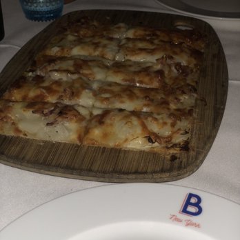 Benoit - Flatbread appetizer. Our server recommended this, it's one of their most ordered apps. - French Near Me - New York, New York Benoit - Flatbread appetizer. Our server recommended this, it's one of their most ordered apps. - French Near Me - New York, New York