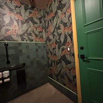 Naansense - Cutest bathroom - Indian Near Me - Naperville, Illinois Naansense - Cutest bathroom - Indian Near Me - Naperville, Illinois
