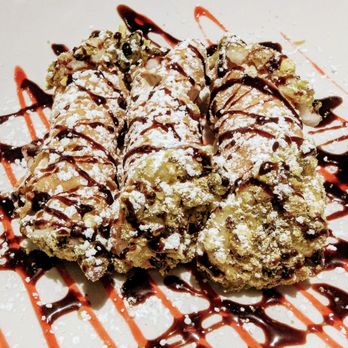 Trattoria Amici - CANNOLI SICILIANI - Italian Near Me - Glendale, California