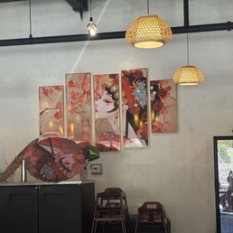 Beautiful panel of pictures!