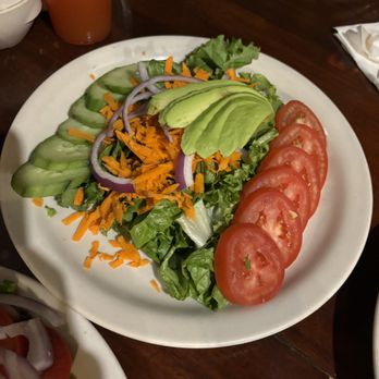 El Cafecito - Ensalada mixta deliciosa - Mexican Near Me - Puerto Escondido, OAX El Cafecito - Ensalada mixta deliciosa - Mexican Near Me - Puerto Escondido, OAX