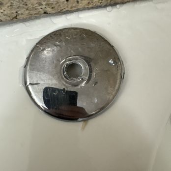 Hilton Garden Inn Hampton Coliseum Central - Missing tub piece never bothered to be repaired. - Hotels Near Me - Hampton, Virginia Hilton Garden Inn Hampton Coliseum Central - Missing tub piece never bothered to be repaired. - Hotels Near Me - Hampton, Virginia
