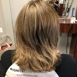 DJ's Hair Studio - Balayage