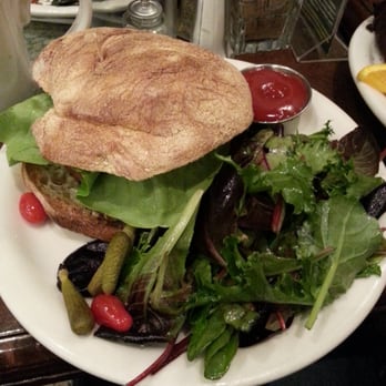 Urth Caffé-Pasadena - Turkey Burger with a Green Salad - Cafes Near Me - Pasadena, California Urth Caffé-Pasadena - Turkey Burger with a Green Salad - Cafes Near Me - Pasadena, California