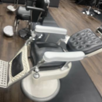 Hawk & Fade - Barbers Near Me - Kernersville, North Carolina