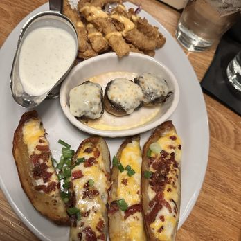 Hungry Hunter Steakhouse - Potato Skins, crab stuffed mushrooms, calamari - Steakhouses Near Me - Bakersfield, California Hungry Hunter Steakhouse - Potato Skins, crab stuffed mushrooms, calamari - Steakhouses Near Me - Bakersfield, California
