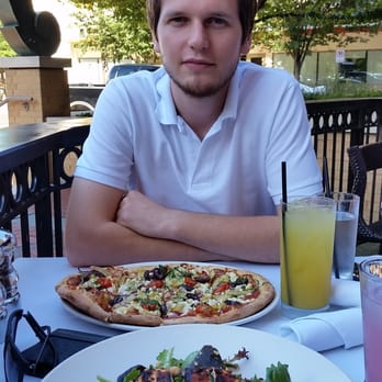 CIRCA at Clarendon - New American Near Me - Arlington, Virginia