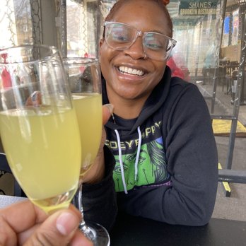Shanes Brooklyn - Mimosas - New American Near Me - Brooklyn, New York