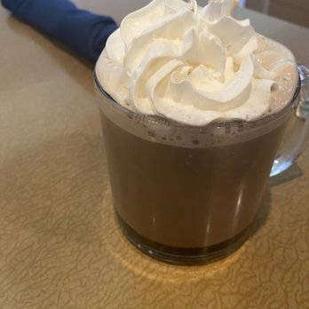 Reveille Coffeehouse Cafe - Snickers Latte - Breakfast & Brunch Near Me - Alpharetta, Georgia