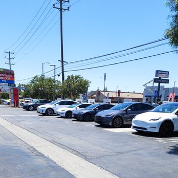 Tesla Supercharger - EV Charging Stations Near Me - Los Angeles, California Tesla Supercharger - EV Charging Stations Near Me - Los Angeles, California