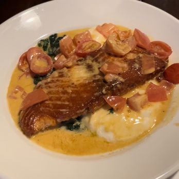 Bar Cilento - Salmon - American Near Me - Stirling, New Jersey