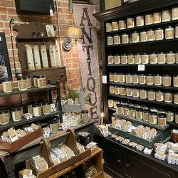 Winterberry Store & Antiques