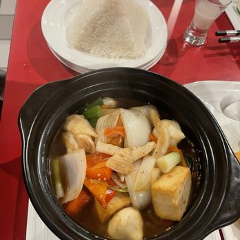 Pho Tasty - Seafood Clay Pot with white rice - Chinese Near Me - Auburn, California Pho Tasty - Seafood Clay Pot with white rice - Chinese Near Me - Auburn, California