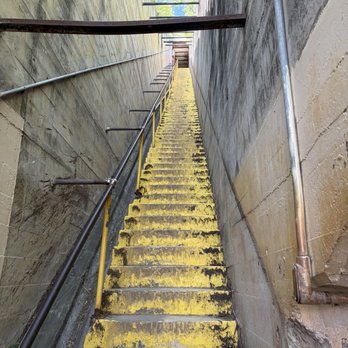 Diamond Head State Monument - You can skip this stairwell and take the long way to go up. This is too steep. - Parks Near Me - Honolulu, Hawaii Diamond Head State Monument - You can skip this stairwell and take the long way to go up. This is too steep. - Parks Near Me - Honolulu, Hawaii