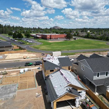 Greenlee Roofing - Roofing Near Me - Bend, Oregon Greenlee Roofing - Roofing Near Me - Bend, Oregon