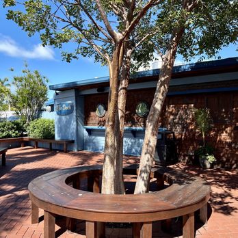 The Dock at Crayton Cove - Front entrance patio waiting area. - Seafood Near Me - Naples, Florida The Dock at Crayton Cove - Front entrance patio waiting area. - Seafood Near Me - Naples, Florida