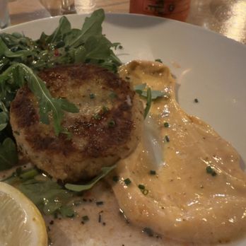 The Mariner - Crab Cake - Seafood Near Me - Mystic, Connecticut