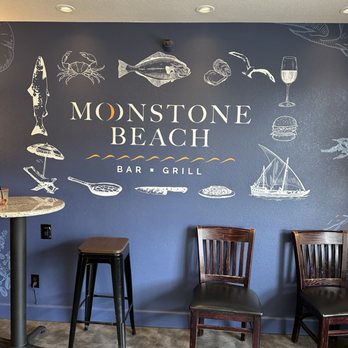 Moonstone Beach Bar & Grill - Entry waiting area - Seafood Near Me - Cambria, California