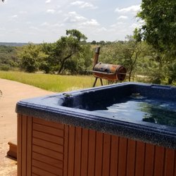 Breezy Hills Cottages - Beautiful Panoramic Views
