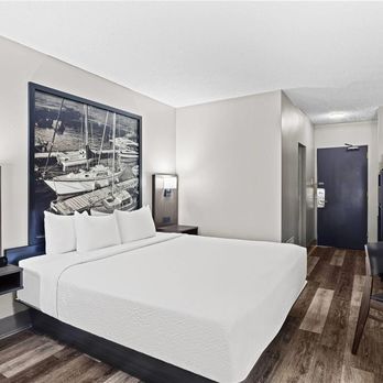 Super 8 by Wyndham Thunder Bay - Guest room - Hotels Near Me - Thunder Bay, Ontario Super 8 by Wyndham Thunder Bay - Guest room - Hotels Near Me - Thunder Bay, Ontario