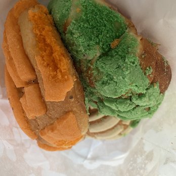 La Perla De Uruapan - pan - Bakeries Near Me - Wilmington, California La Perla De Uruapan - pan - Bakeries Near Me - Wilmington, California