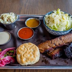 The Huron Club Restaurant & Bar - BBQ Platter