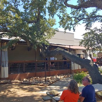 Rentsch Brewery - Breweries Near Me - Georgetown, Texas
