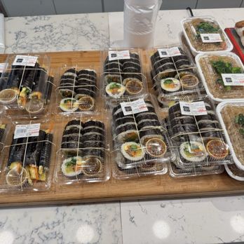 Aja Sushi & Bento - Japanese Near Me - Honolulu, Hawaii