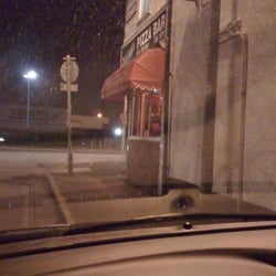 Davardi's Pizza Bar