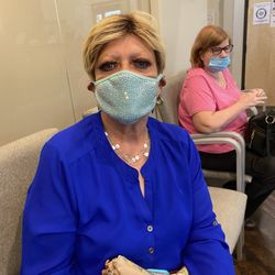Las Vegas Spine & Pain Center - Me in the waiting room!!
