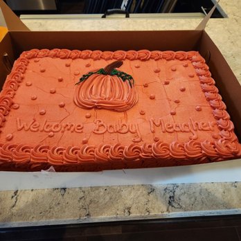 Get Caked - What I got. Cracks in the frosting, dry as a bone, little or no filling. Ghosting us since we complained - Bakeries Near Me - Rochester, New York