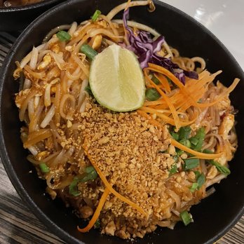 Deejai Thai - Thai Near Me - Charlotte, North Carolina