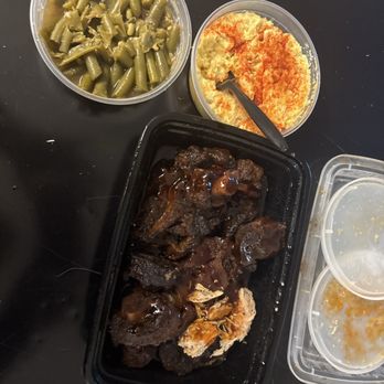 Bearded Rays Backyard BBQ - Oxtails string beans and potatoes salad-swiped a piece of the chicken sandwich I purchase for someone else too - Food Trucks Near Me - Owings Mills, Maryland Bearded Rays Backyard BBQ - Oxtails string beans and potatoes salad-swiped a piece of the chicken sandwich I purchase for someone else too - Food Trucks Near Me - Owings Mills, Maryland