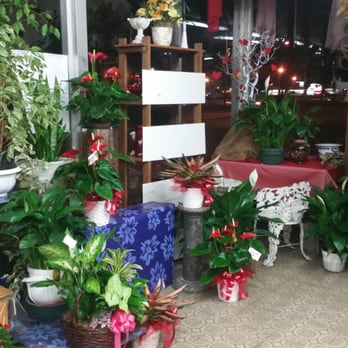 Robinson's Flowers - Florists Near Me - La Puente, California