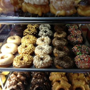 Donut Den - Fresh baked donuts! - Bakeries Near Me - Santa Clara, California