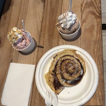 House of Random - Cinnamon delight with Smore Please Ice Cream on the side, also Strawberry Cheesecake Ice Cream - Desserts Near Me - Turlock, California House of Random - Cinnamon delight with Smore Please Ice Cream on the side, also Strawberry Cheesecake Ice Cream - Desserts Near Me - Turlock, California