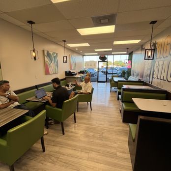 Big Stack Burger - Interior - Burgers Near Me - Houston, Texas