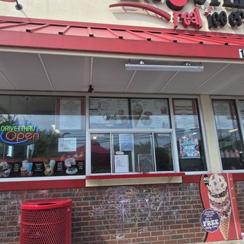 Bruster's Real Ice Cream - Front - June 2026 - Ice Cream & Frozen Yogurt Near Me - Gaithersburg, Maryland