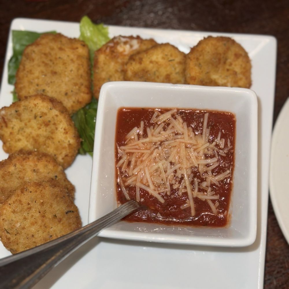 Craft Chophouse & Lounge - Delicious fried Mozzarella - Italian Near Me - Brookings, South Dakota Craft Chophouse & Lounge - Delicious fried Mozzarella - Italian Near Me - Brookings, South Dakota
