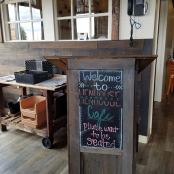 Henhouse Cafe - Front reception area - Cafes Near Me - Gilbert, Arizona