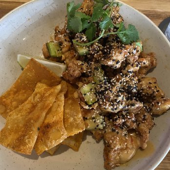 Moxies - Thai Chili Chicken- - Cocktail Bars Near Me - Houston, Texas