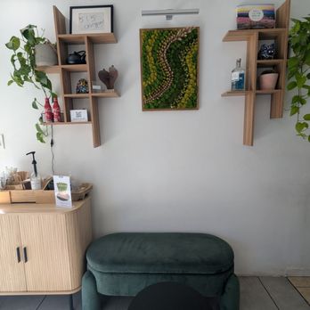 BLND Coffee Studio - Interior - Japanese Near Me - Brooklyn, New York